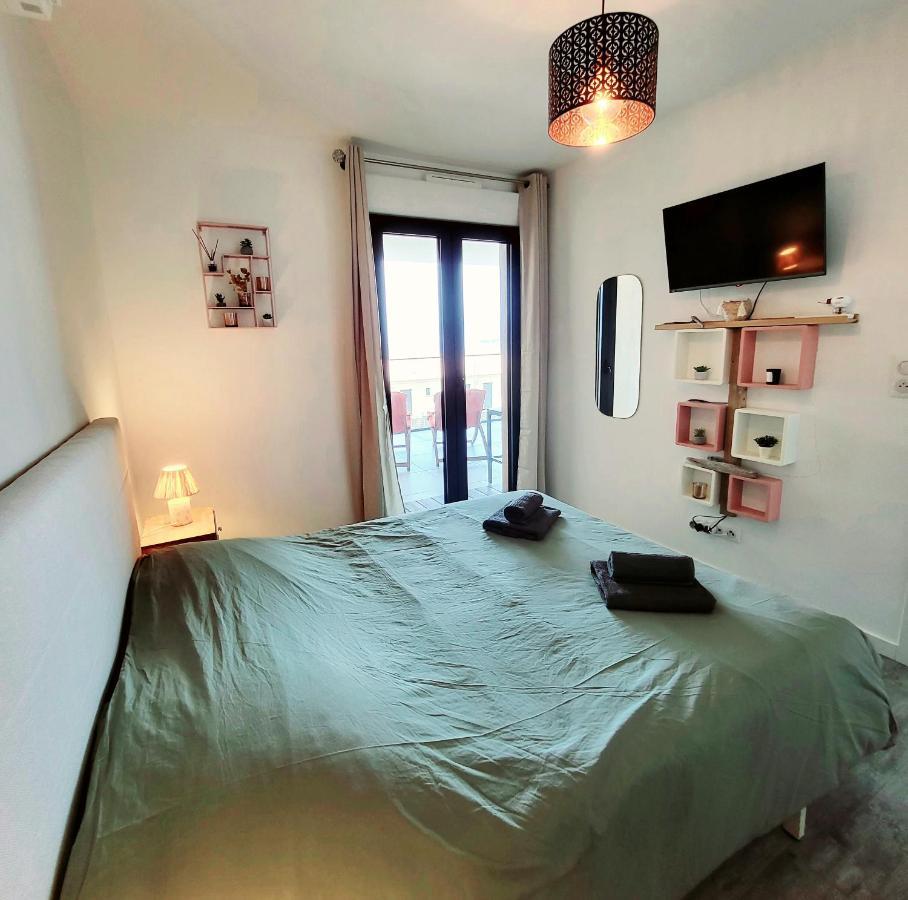 Appartement De Standing Bord De Mer Pietrosella Esterno foto