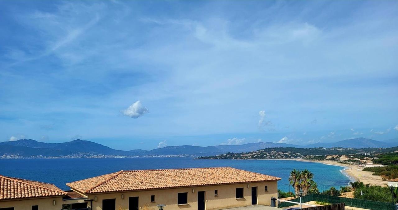 Appartement De Standing Bord De Mer Pietrosella Esterno foto