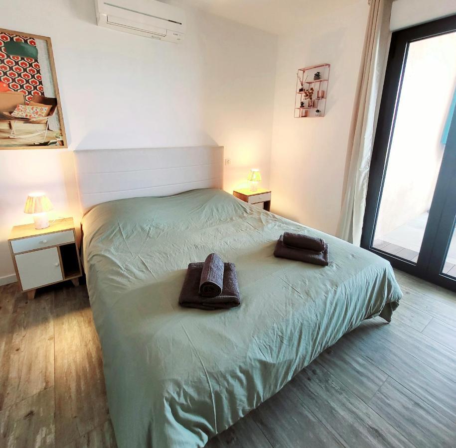 Appartement De Standing Bord De Mer Pietrosella Esterno foto
